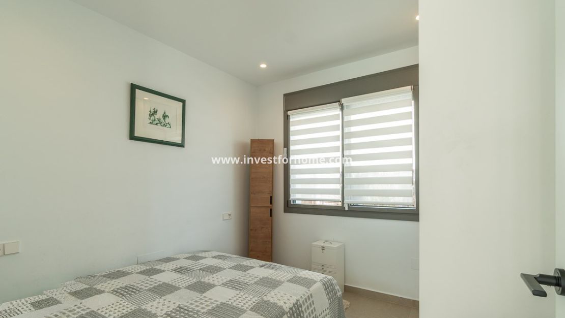 Verkoop - Villa - Orihuela Costa - Villamartin Golf