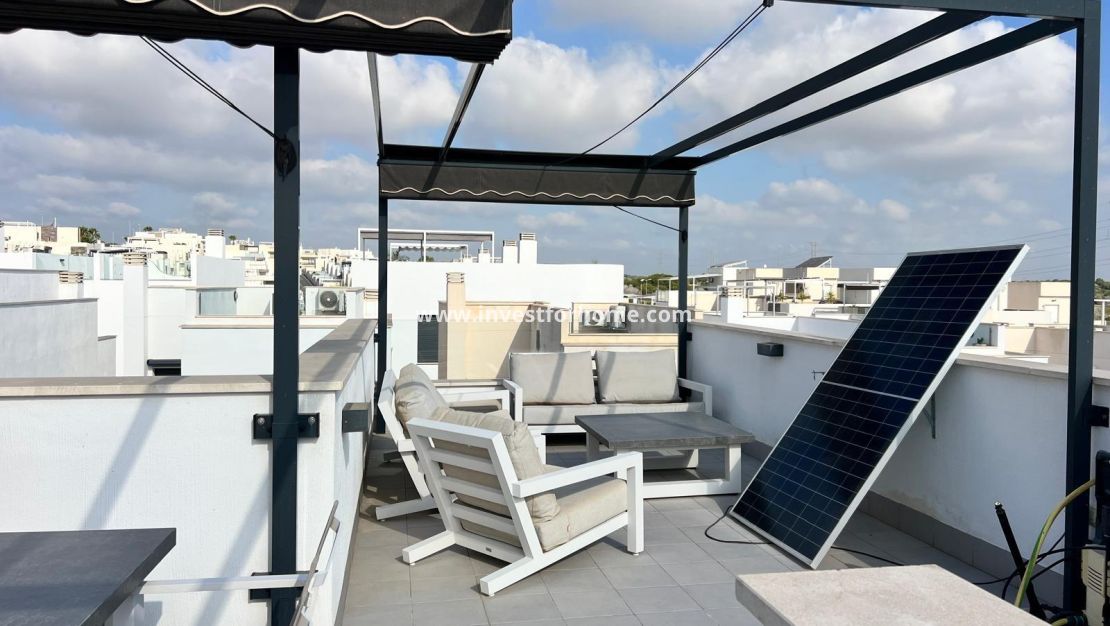 Verkoop - Villa - Orihuela Costa - Villamartín-las Filipinas