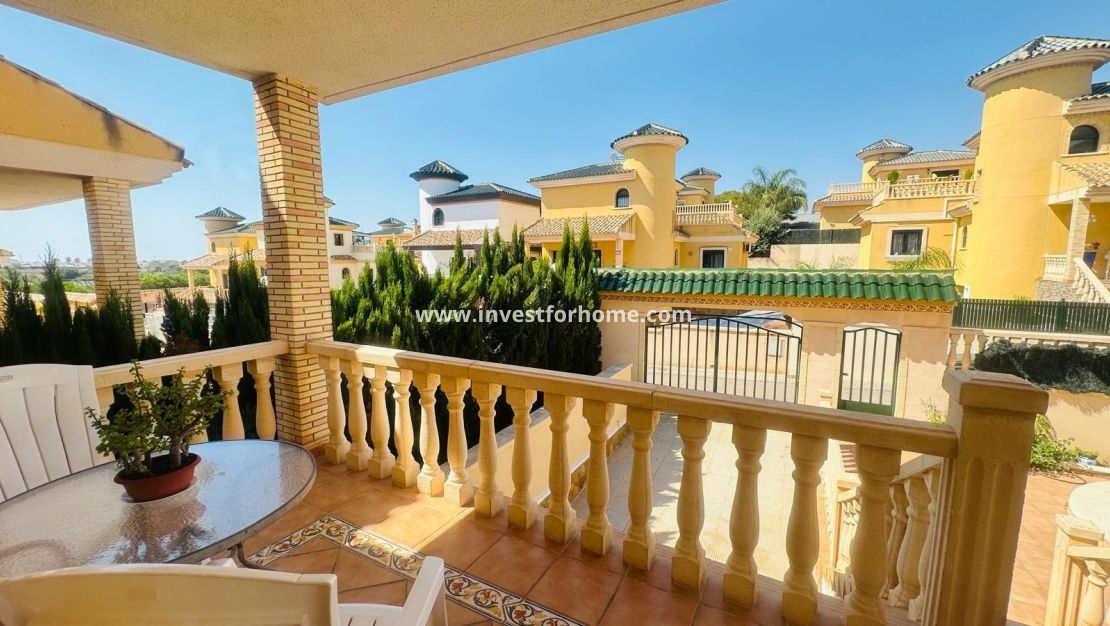 Verkoop - Villa - Orihuela Costa - Villamartin Pau 8