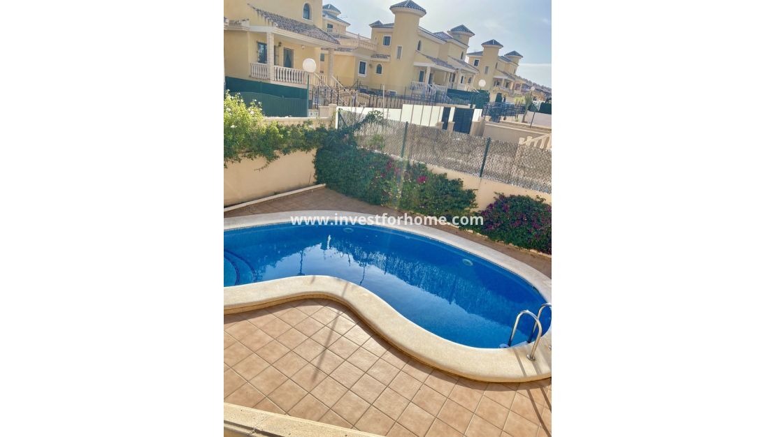 Verkoop - Villa - Orihuela Costa - Villamartin