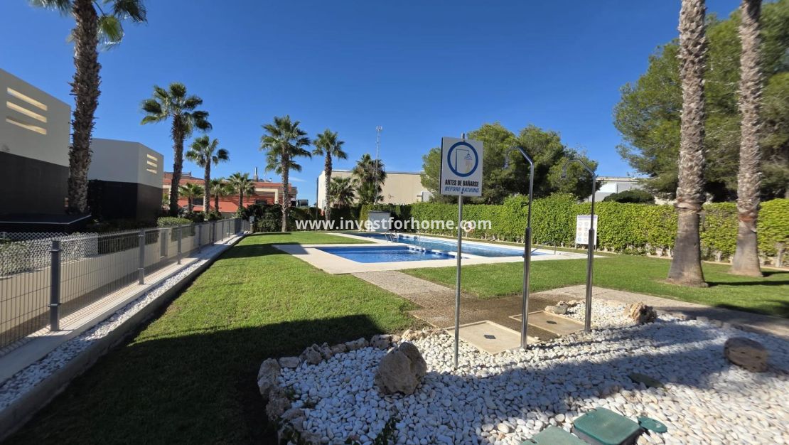 Verkoop - Villa - Orihuela Costa - Villamartín