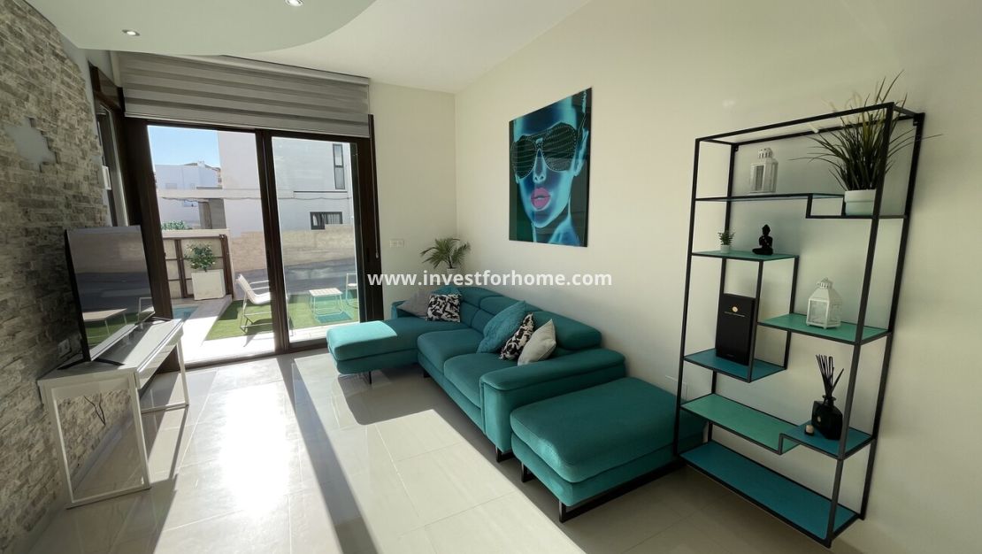 Verkoop - Villa - Orihuela Costa - Villamartin