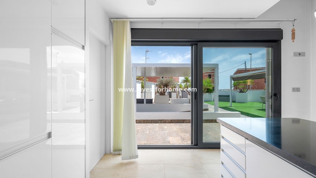 Verkoop - Villa - Orihuela Costa - Villamartín