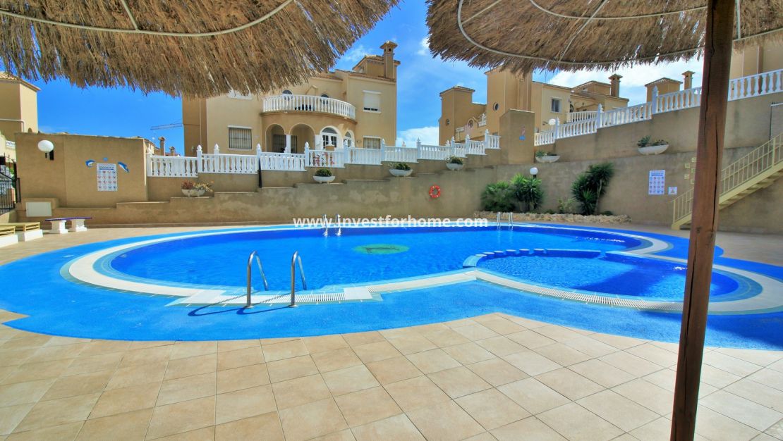 Verkoop - Villa - Orihuela Costa - Villamartín