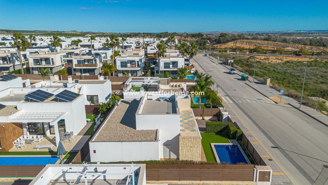 Verkoop - Villa - Orihuela Costa - Vistabella Golf