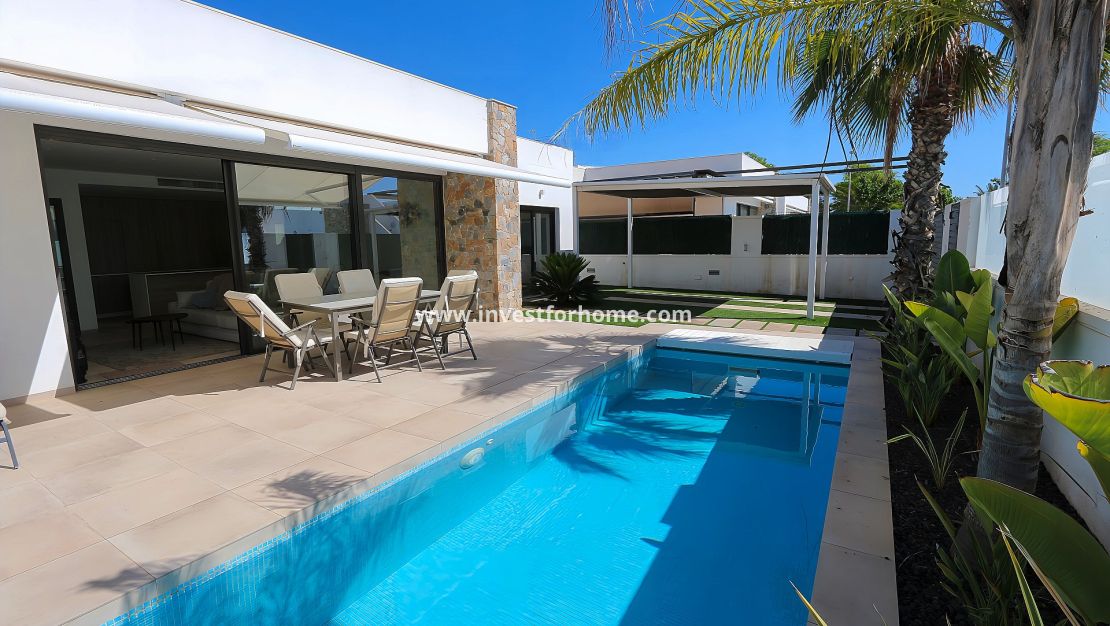 Verkoop - Villa - Pilar de la Horadada - Costa Blanca