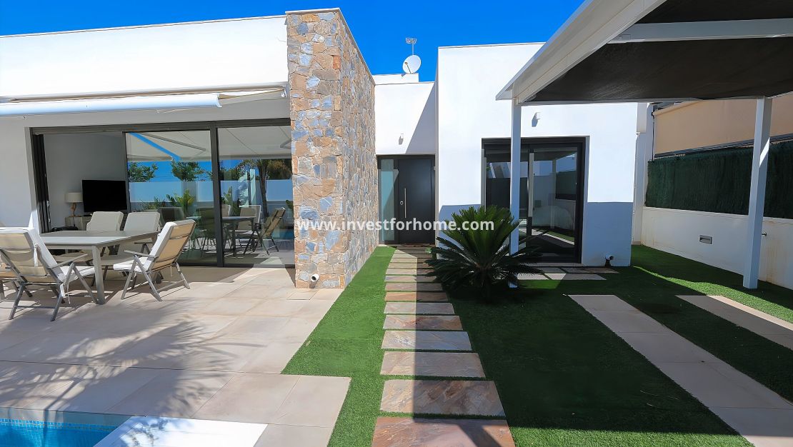Verkoop - Villa - Pilar de la Horadada - Costa Blanca