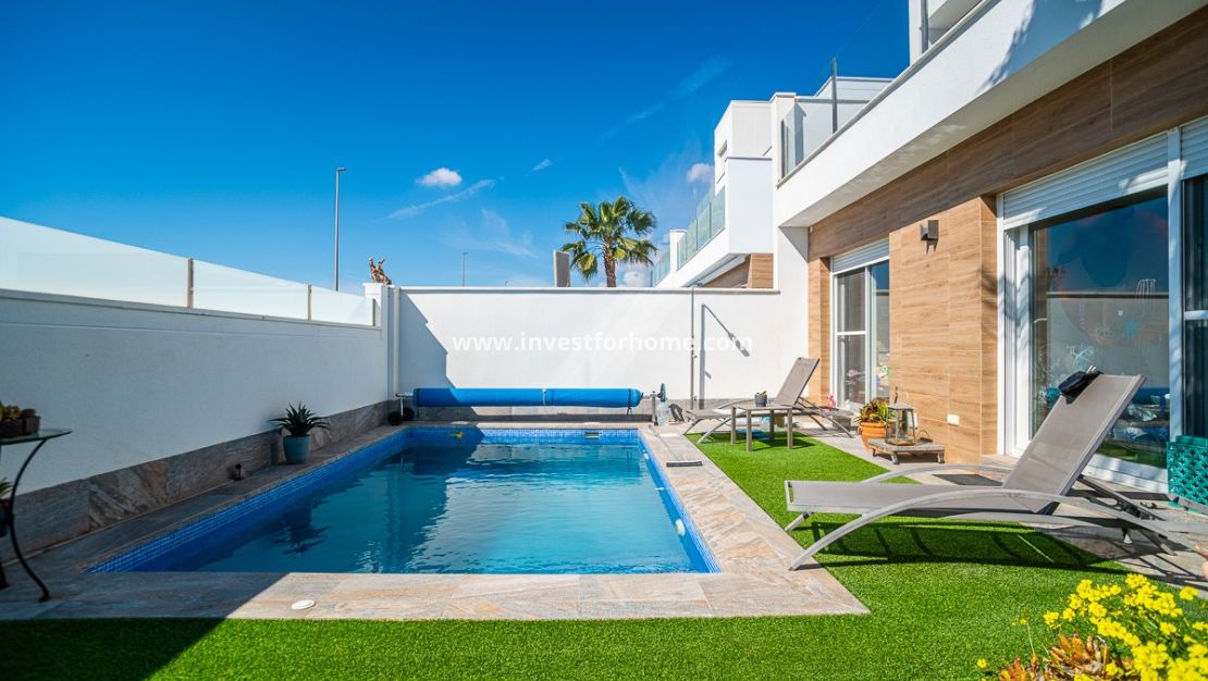 Verkoop - Villa - Pilar de la Horadada - Costa Blanca