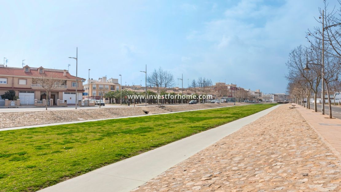 Verkoop - Villa - Pilar de la Horadada - Zona Pueblo