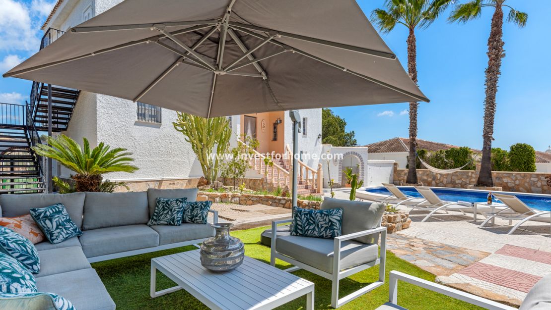 Verkoop - Villa - Pinar de Campoverde - Costa Blanca