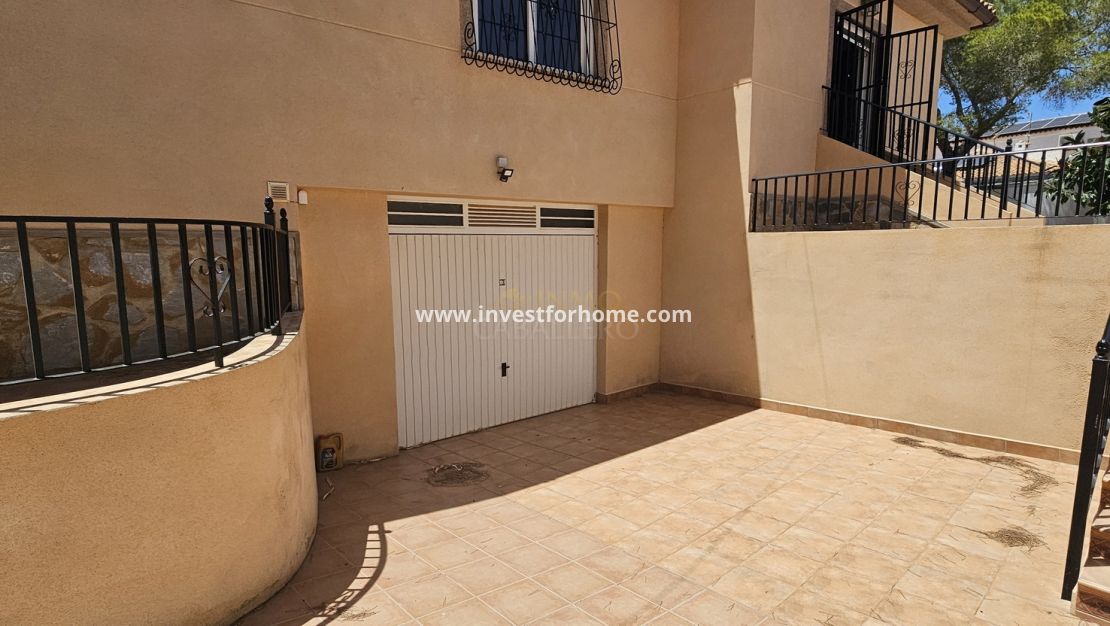 Verkoop - Villa - Pinar de Campoverde - Inland