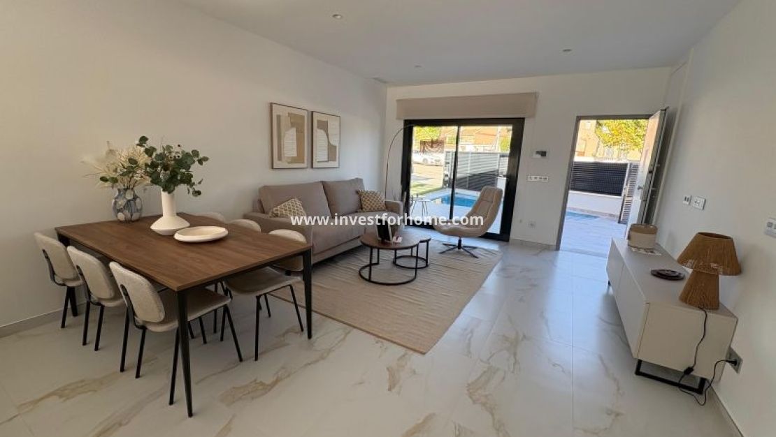 Verkoop - Villa - Pinar de Campoverde - Inland