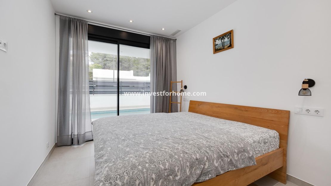 Verkoop - Villa - Pinar de Campoverde - Inland