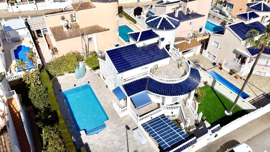 Verkoop - Villa - Pinar de Campoverde - Inland