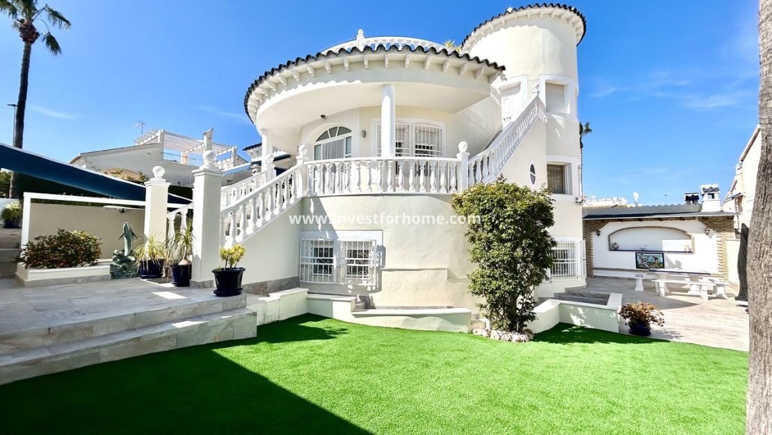 Verkoop - Villa - Pinar de Campoverde - Inland
