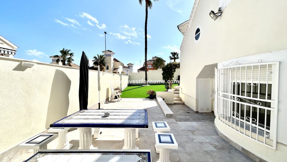 Verkoop - Villa - Pinar de Campoverde - Inland