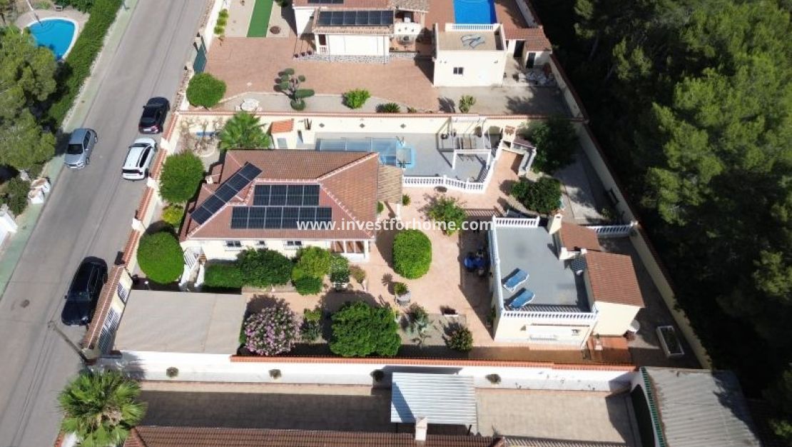 Verkoop - Villa - Pinar de Campoverde - Inland
