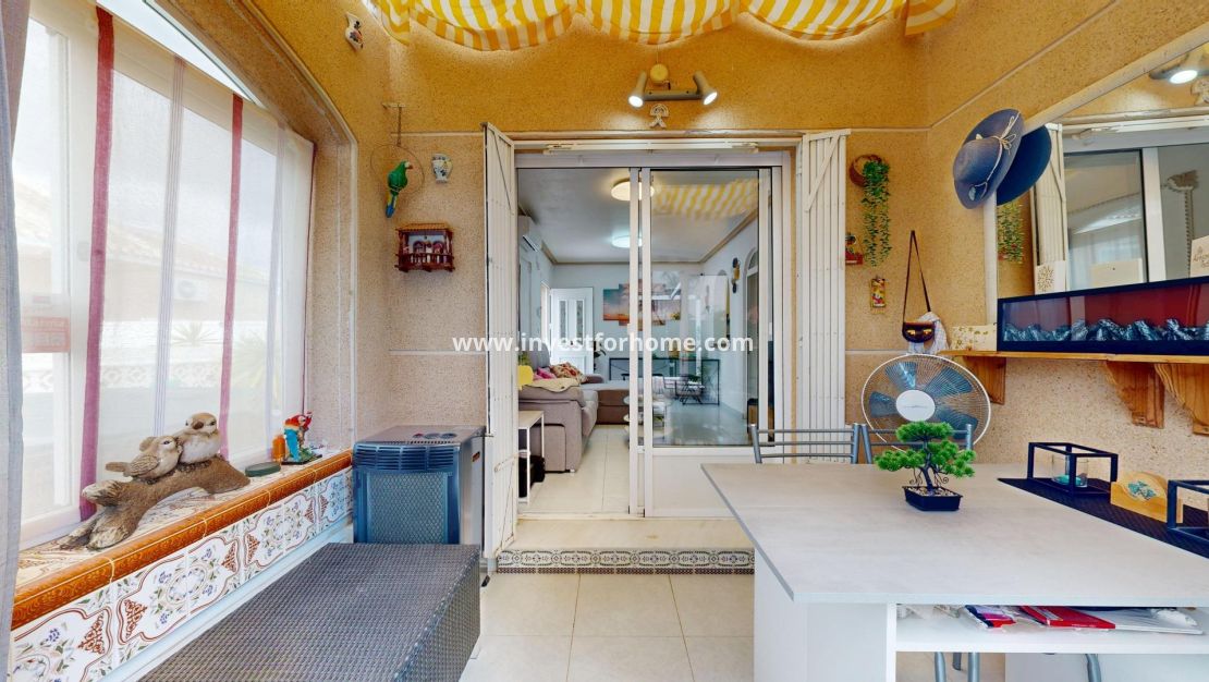 Verkoop - Villa - San Miguel de Salinas - 03193