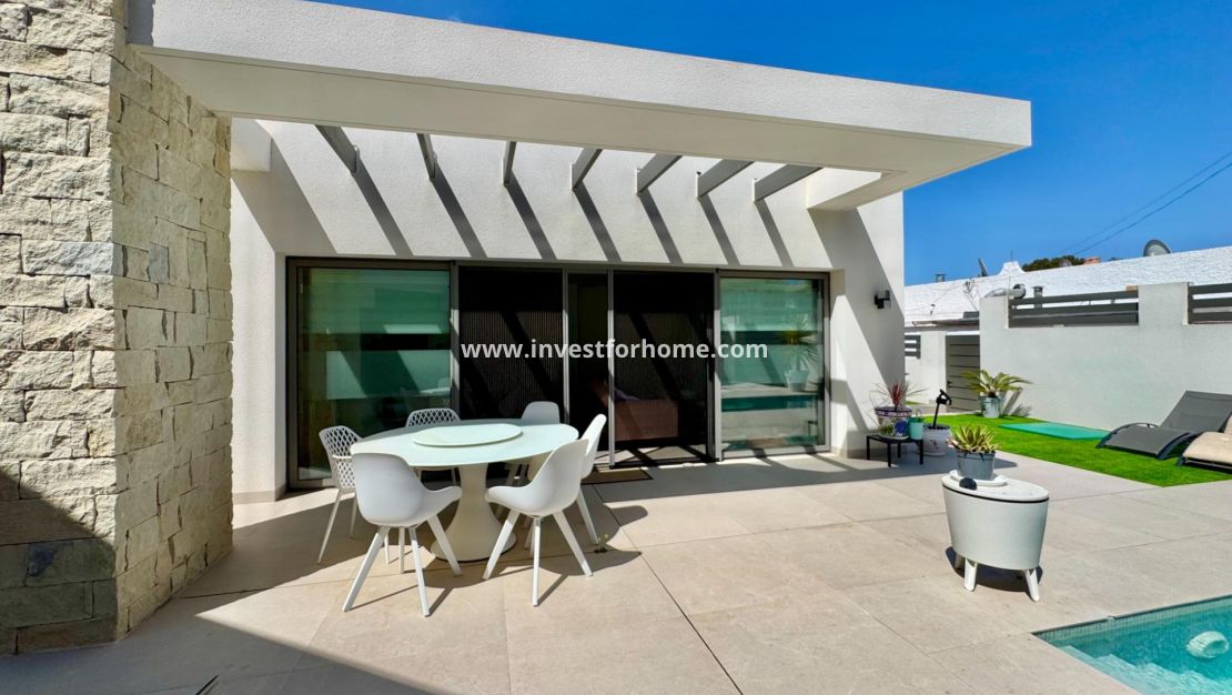 Verkoop - Villa - San Miguel de Salinas - Blue Lagoon - Galán