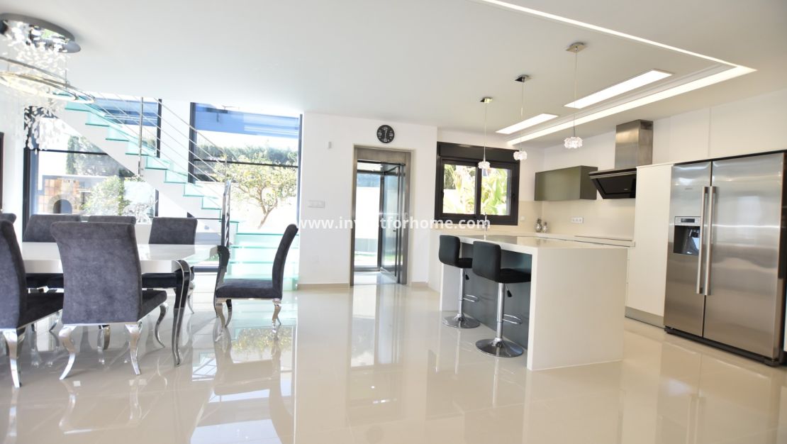 Verkoop - Villa - San Miguel de Salinas - Inland