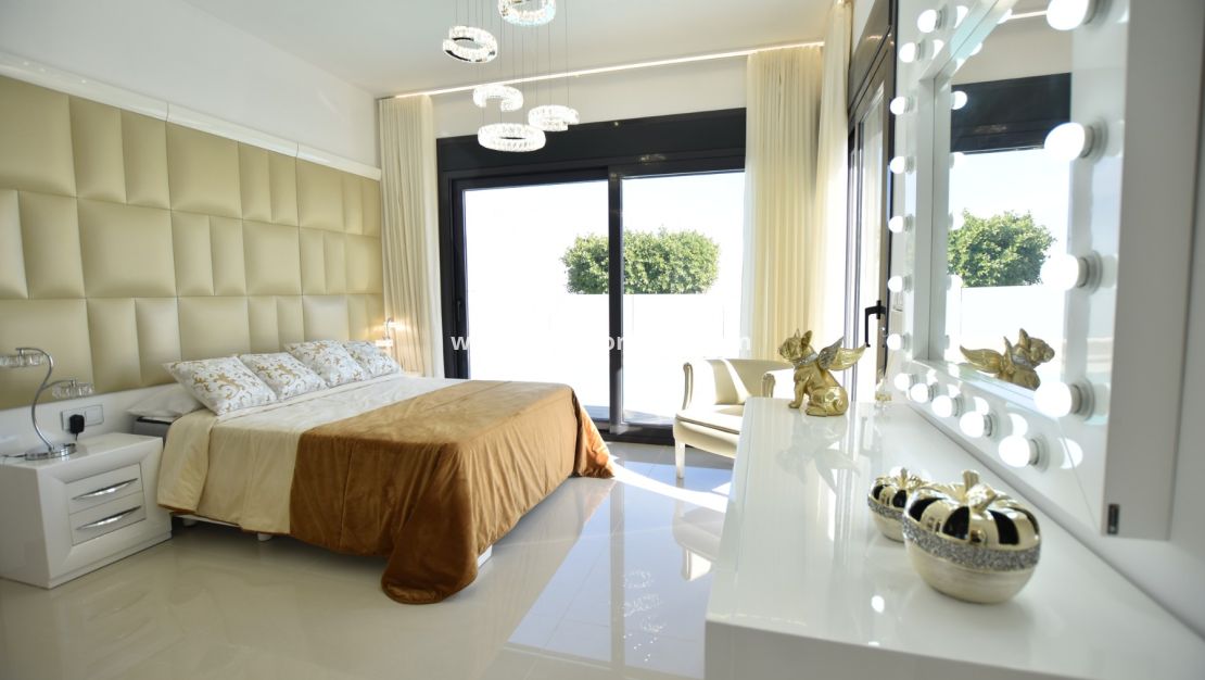 Verkoop - Villa - San Miguel de Salinas - Inland