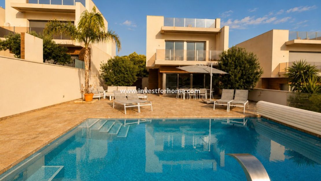 Verkoop - Villa - San Miguel de Salinas - Urbanizaciones