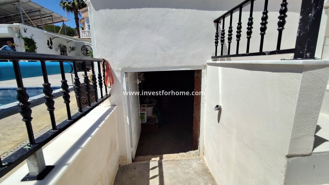Verkoop - Villa - San Miguel / Vistabella Golf - Inland