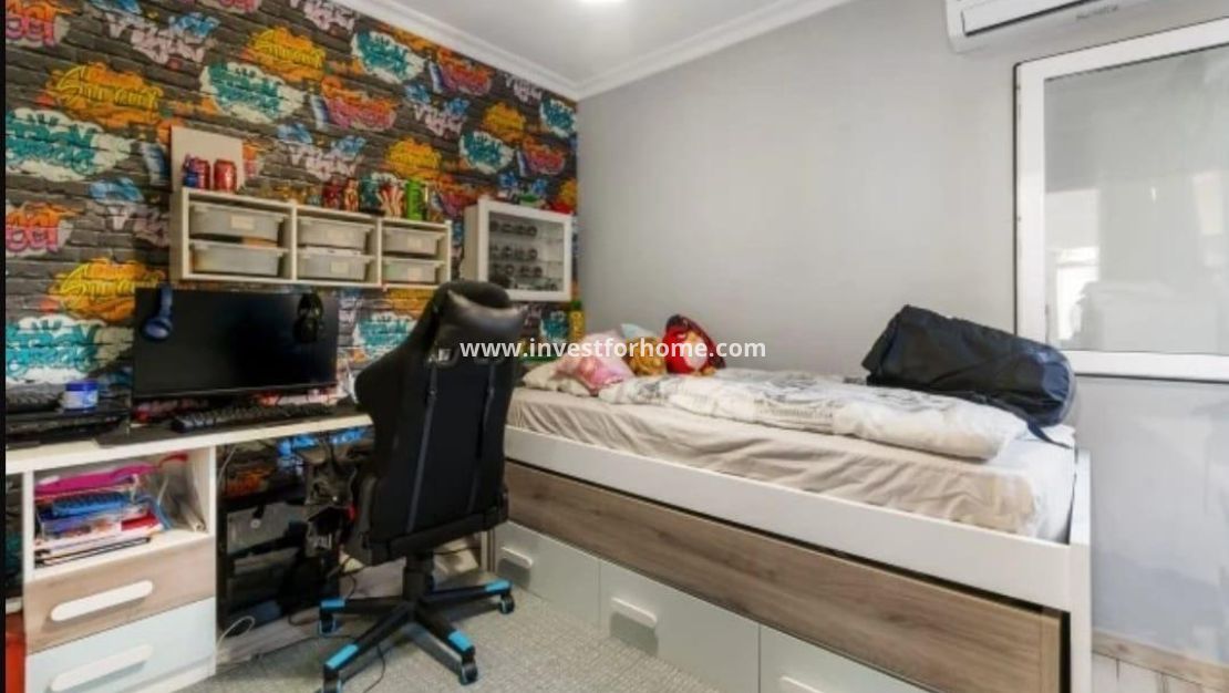 Verkoop - Villa - Torrevieja - aguas nuevas