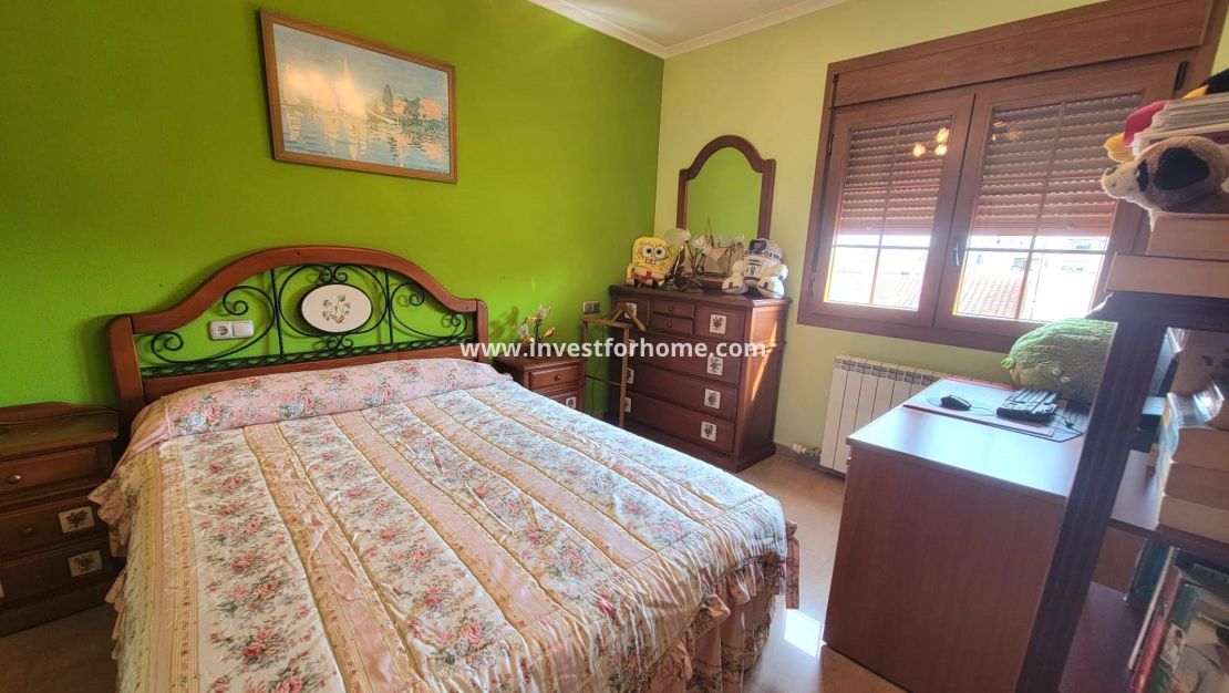 Verkoop - Villa - Torrevieja - aguas nuevas