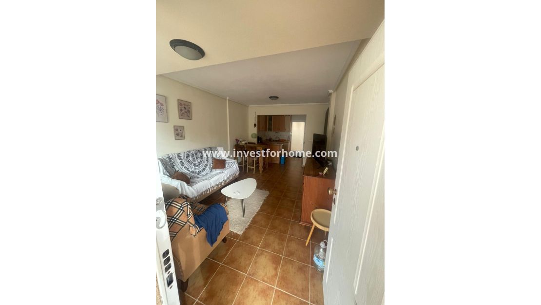 Verkoop - Villa - Torrevieja - aguas nuevas