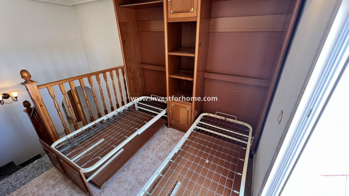 Verkoop - Villa - Torrevieja - aguas nuevas