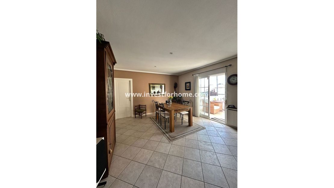 Verkoop - Villa - Torrevieja - aguas nuevas