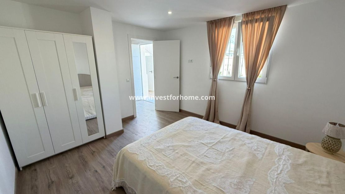 Verkoop - Villa - Torrevieja - Cabo Cervera