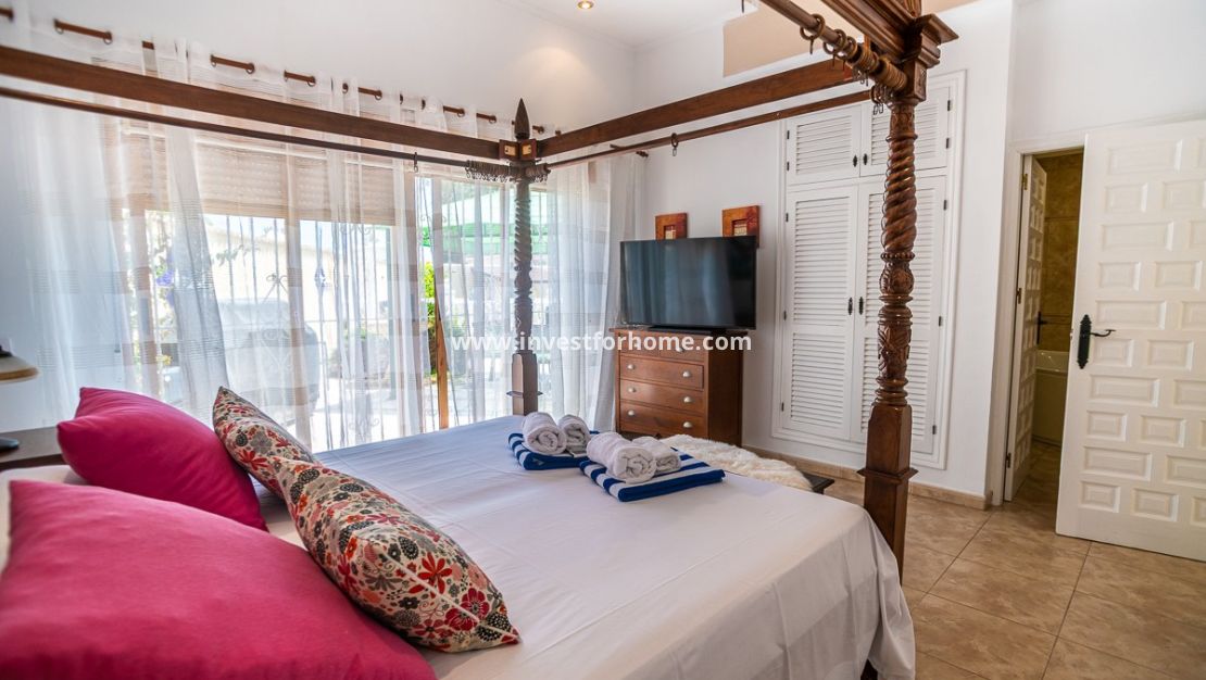 Verkoop - Villa - Torrevieja - Costa Blanca