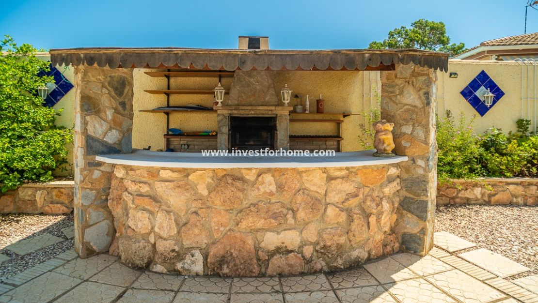 Verkoop - Villa - Torrevieja - Costa Blanca