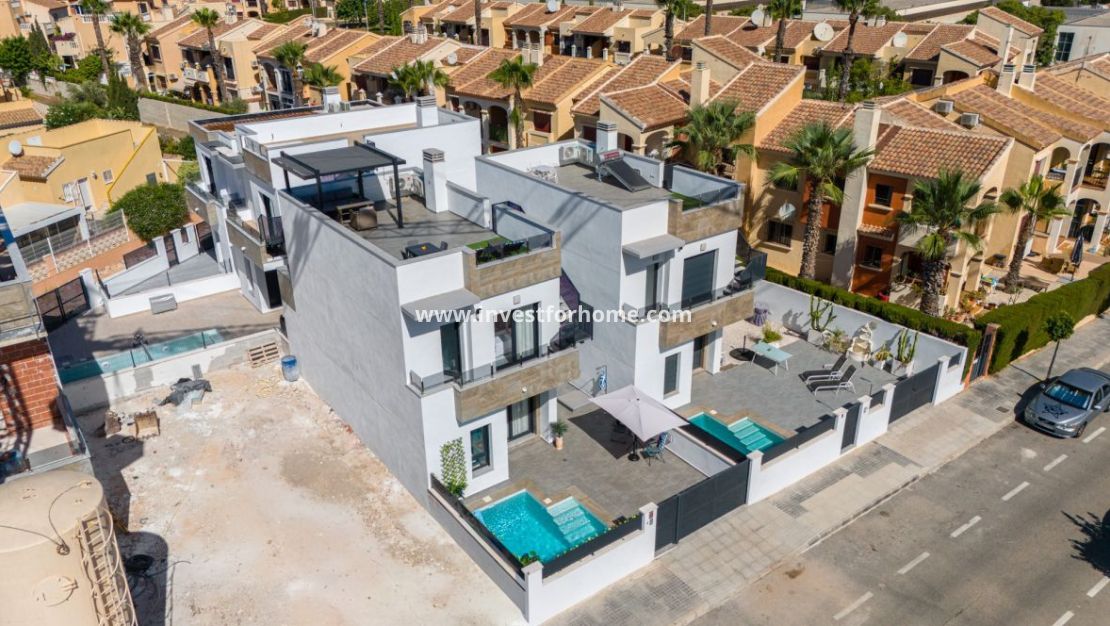 Verkoop - Villa - Torrevieja - Costa Blanca