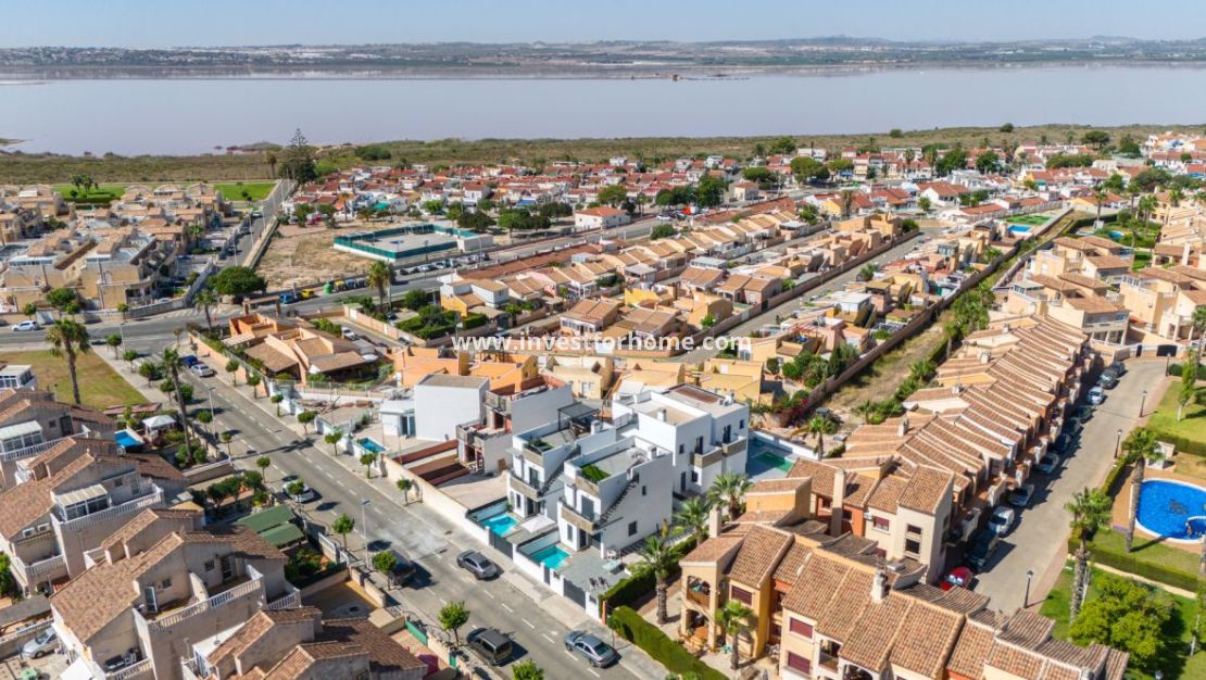 Verkoop - Villa - Torrevieja - Costa Blanca