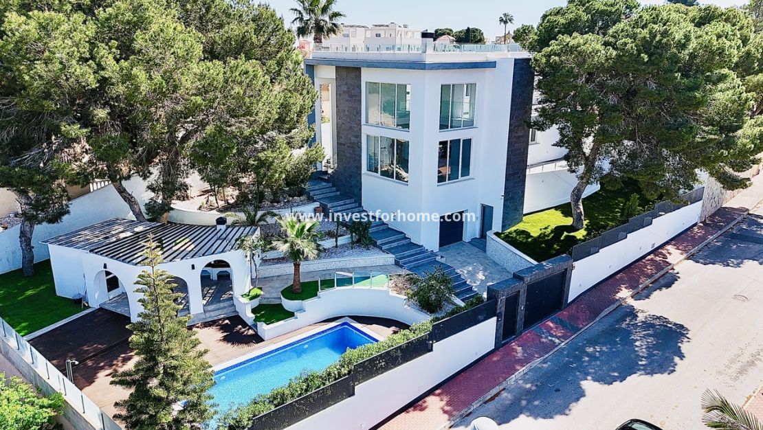 Verkoop - Villa - Torrevieja - Costa Blanca