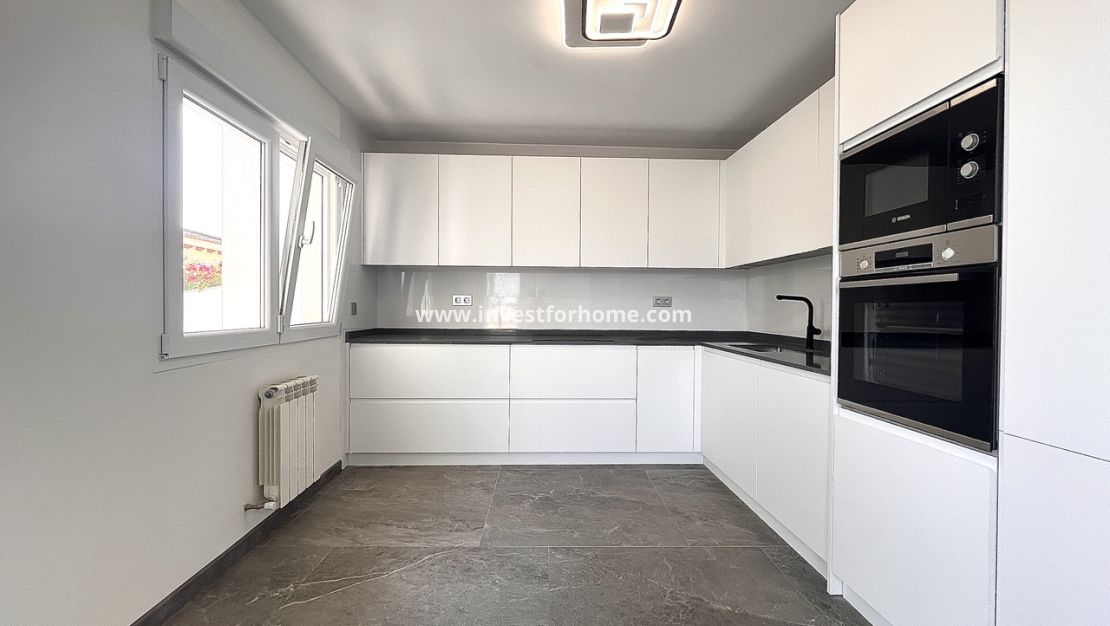 Verkoop - Villa - Torrevieja - Costa Blanca