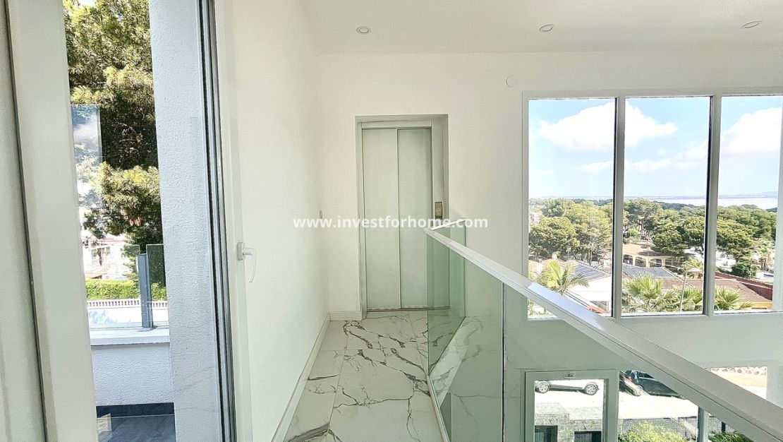 Verkoop - Villa - Torrevieja - Costa Blanca