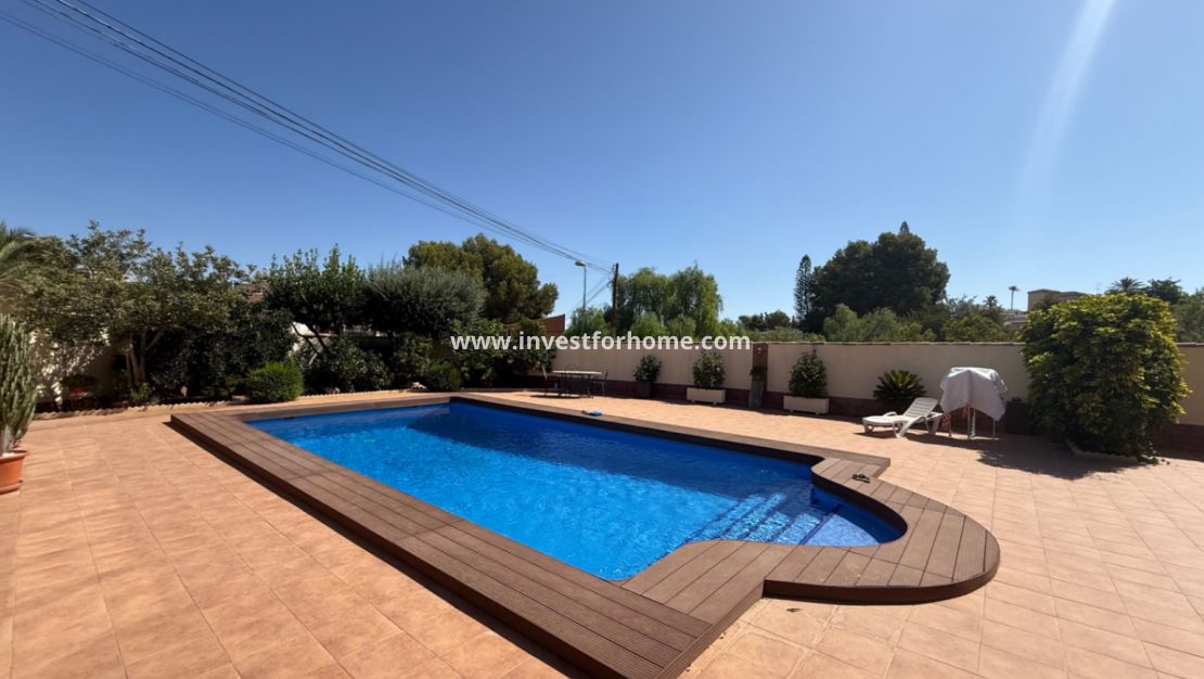 Verkoop - Villa - Torrevieja - Costa Blanca