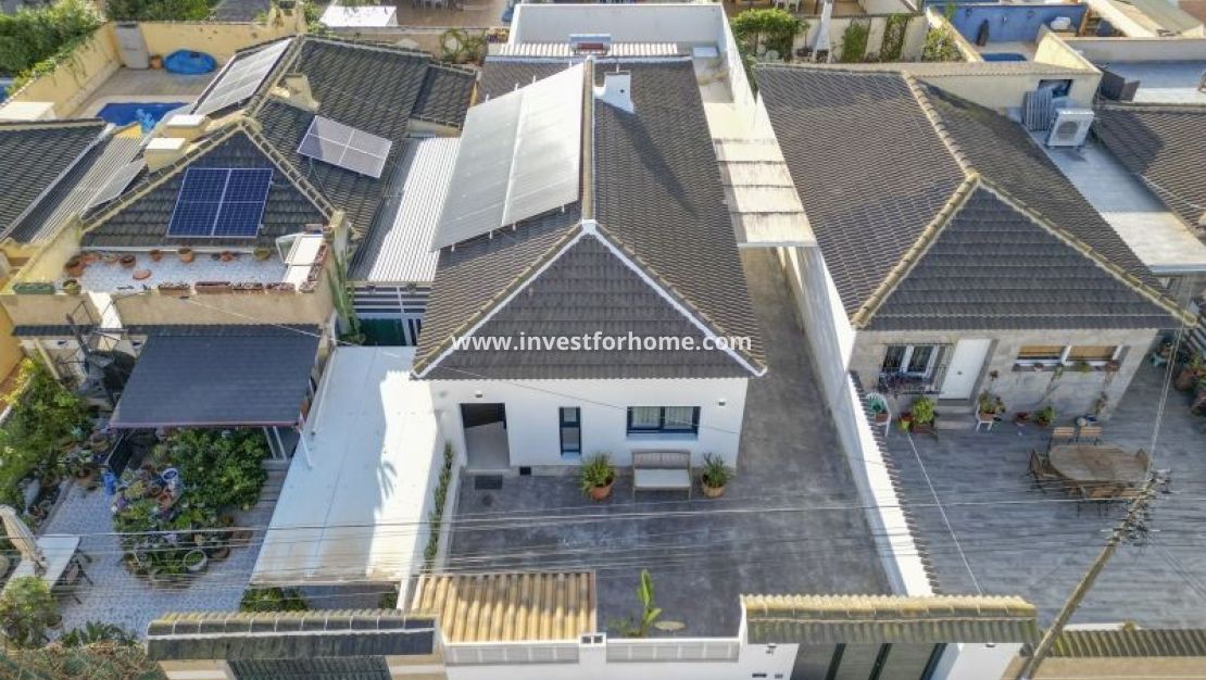 Verkoop - Villa - Torrevieja - Costa Blanca