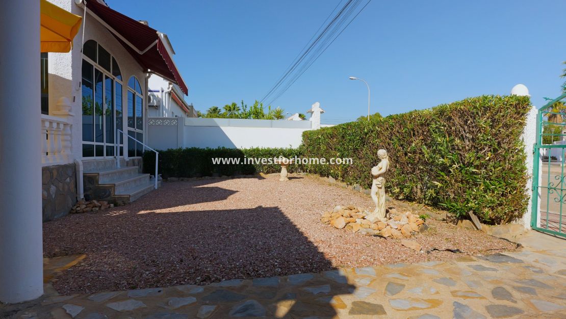 Verkoop - Villa - Torrevieja - Costa Blanca