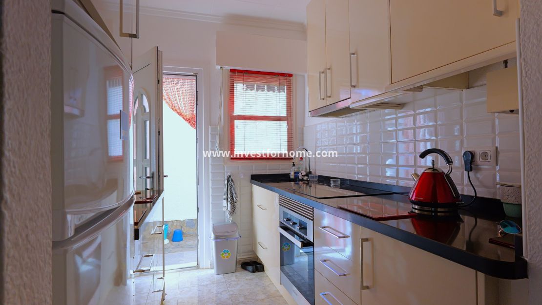 Verkoop - Villa - Torrevieja - Costa Blanca