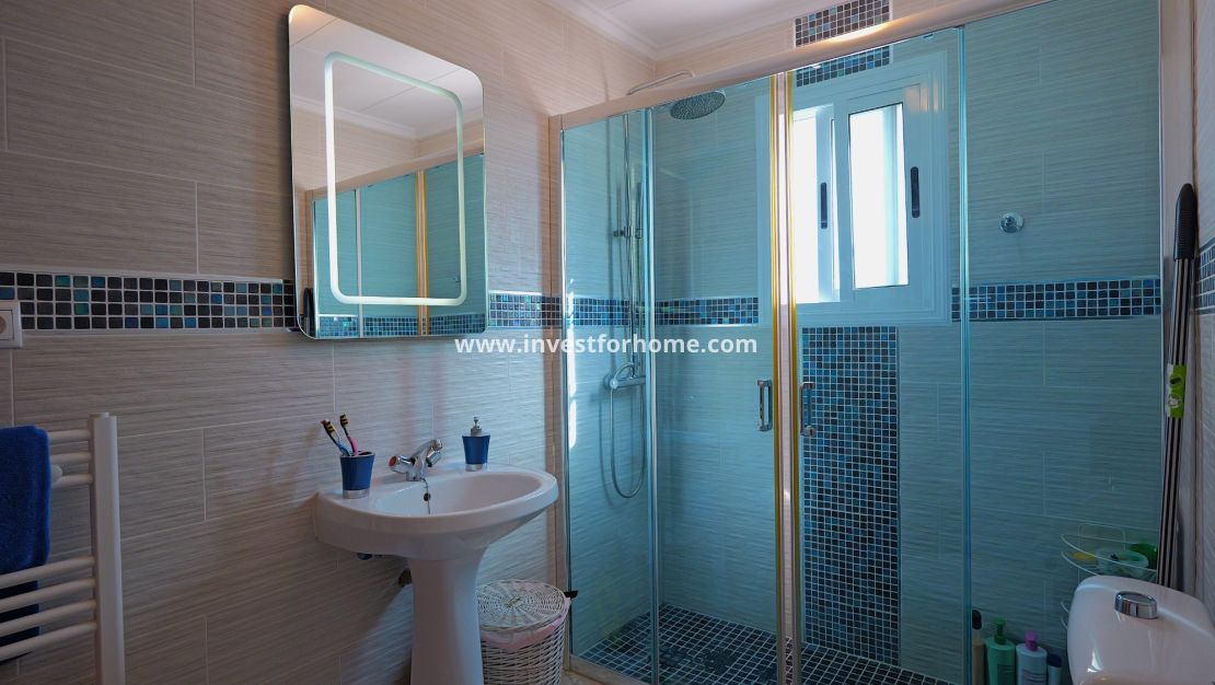 Verkoop - Villa - Torrevieja - Costa Blanca