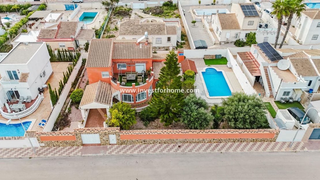 Verkoop - Villa - Torrevieja - Costa Blanca