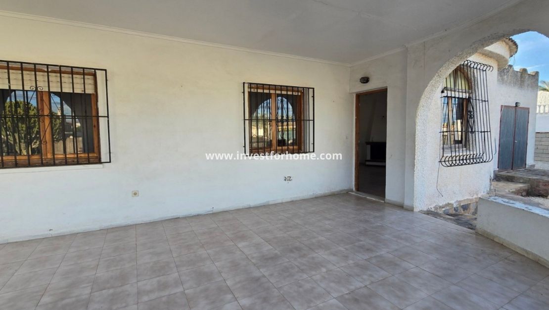 Verkoop - Villa - Torrevieja - Costa Blanca
