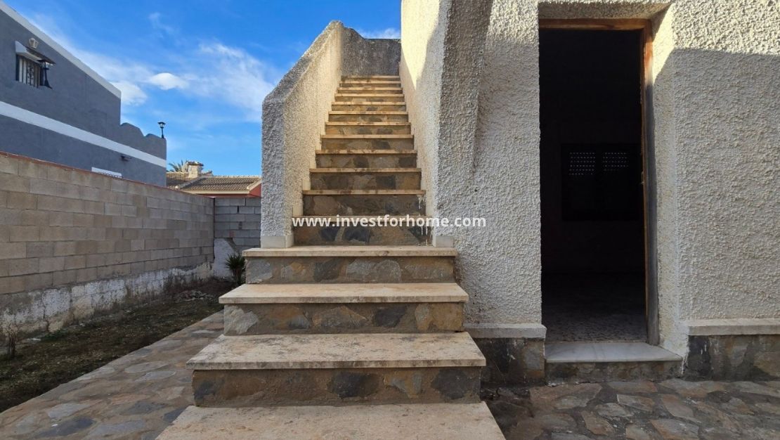 Verkoop - Villa - Torrevieja - Costa Blanca