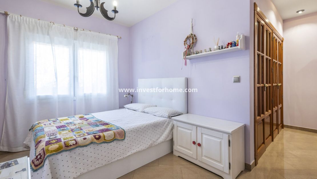 Verkoop - Villa - Torrevieja - Costa Blanca