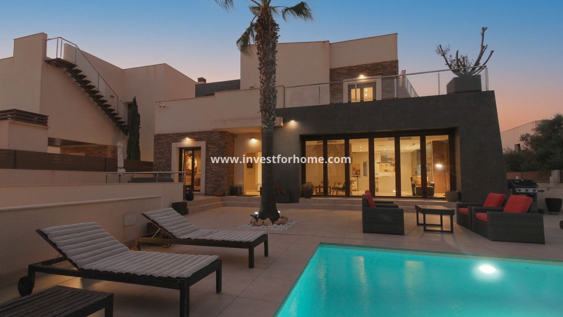 Verkoop - Villa - Torrevieja - Costa Blanca